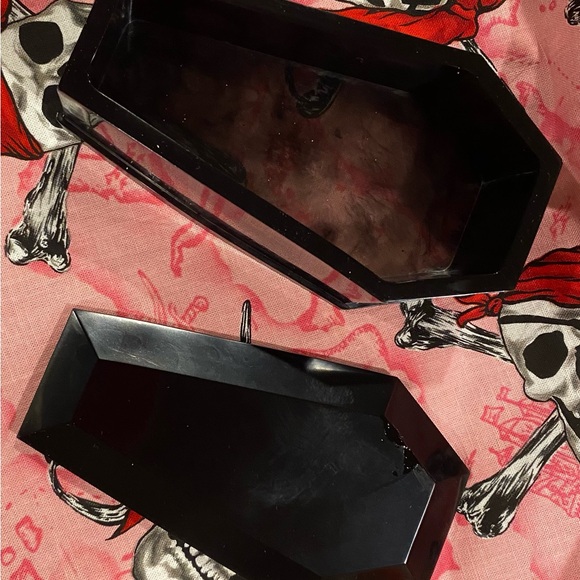 Coffin trinket/ jewelry etc… holder - Picture 2 of 4